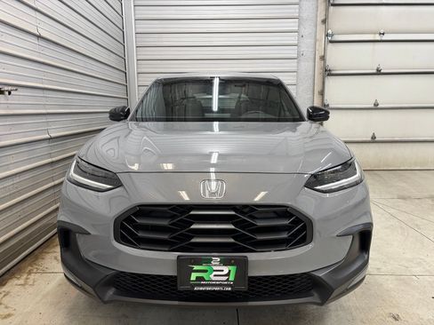 Used 2024 Honda HR-V Sport image 2