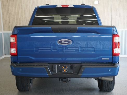Used 2022 Ford F150 XL w/ STX Appearance Package RWD image 9