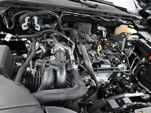 Used 2024 Ford Ranger Lariat AWD/4WD image 16