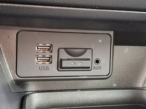 Used 2018 MAZDA MAZDA3 Touring image 25