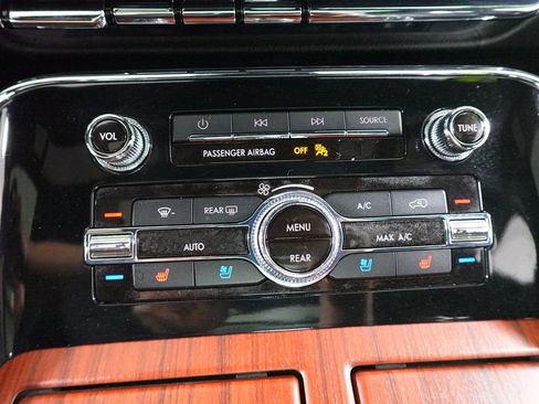 Used 2021 Lincoln Navigator L Reserve image 20