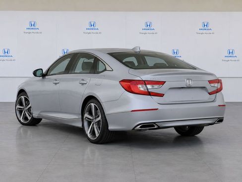 Used 2022 Honda Accord Touring image 4