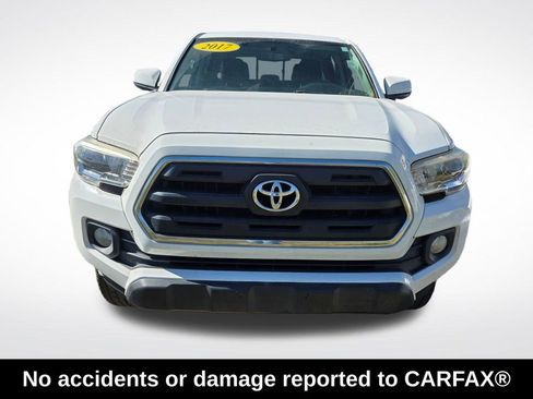 Used 2017 Toyota Tacoma SR5 w/ Tow Package AWD/4WD image 3