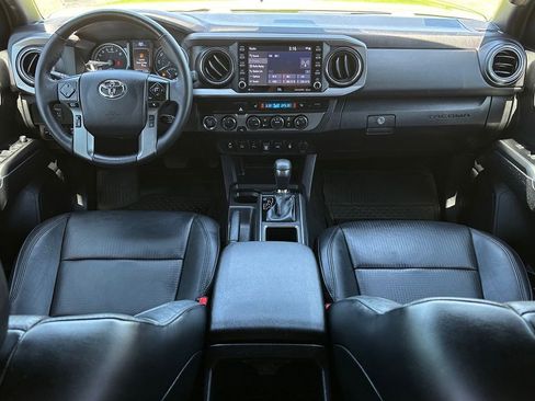 Used 2023 Toyota Tacoma TRD Off-Road w/ TRD Premium Off Road Package AWD/4WD image 9
