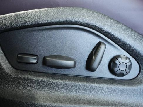 New 2025 Porsche Cayenne E-Hybrid AWD/4WD image 35