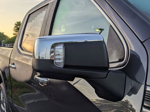 Used 2023 GMC Sierra 1500 SLT w/ SLT Premium Package AWD/4WD image 12