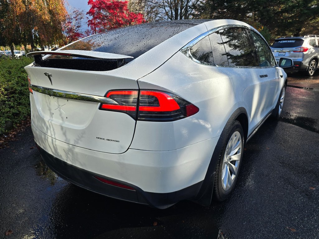 Used 2020 Tesla Model X Long Range AWD/4WD image 4