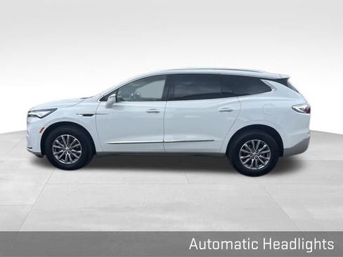 Used 2024 Buick Enclave Premium image 11
