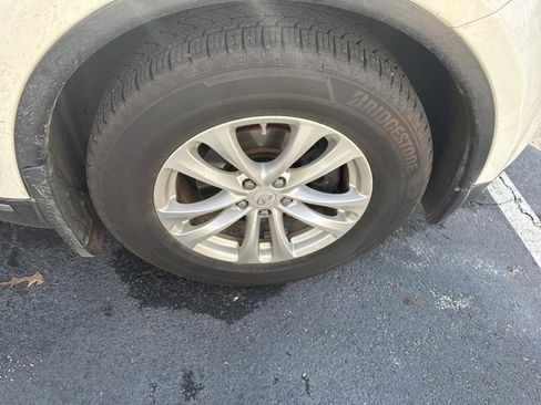 Used 2012 INFINITI FX35 AWD w/ Premium Pkg image 17