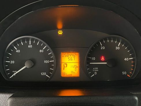 Used 2018 Mercedes-Benz Sprinter 144 Cargo image 32