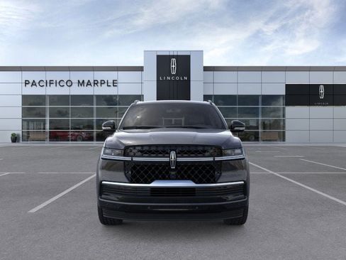 New 2025 Lincoln Navigator L Reserve w/ Jet Appearance Package image 6