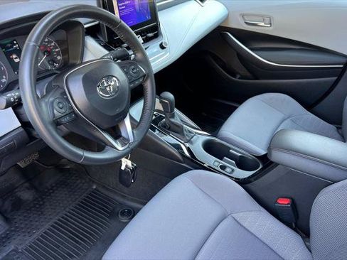 Certified 2025 Toyota Corolla SE w/ Convenience Package FWD image 11