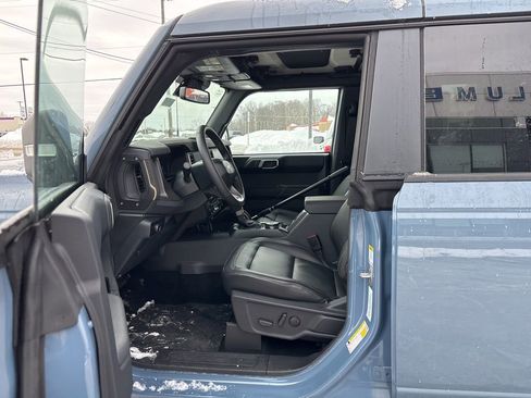 New 2025 Ford Bronco Badlands image 10