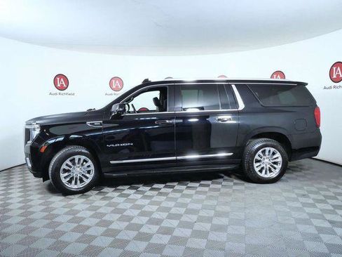 Used 2021 GMC Yukon XL SLT w/ SLT Luxury Plus Package AWD/4WD image 5