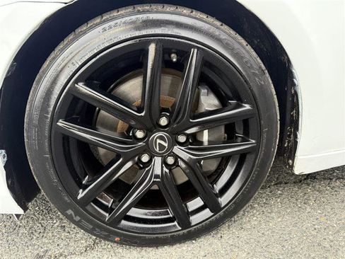 Used 2018 Lexus IS 300 F Sport image 9