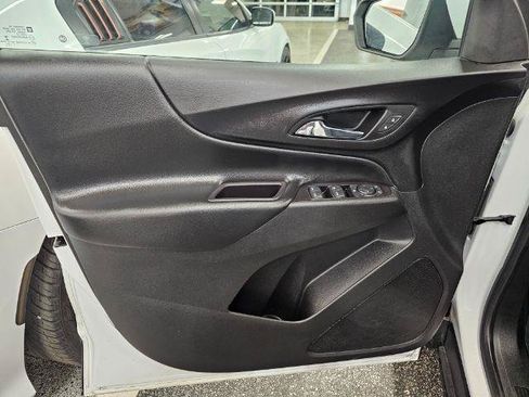 Used 2020 Chevrolet Equinox LT FWD image 25