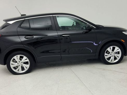 Certified 2025 Buick Encore GX Preferred FWD image 9