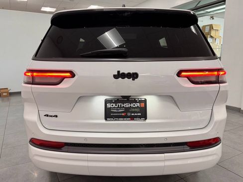New 2026 Jeep Grand Cherokee L Limited AWD/4WD image 6