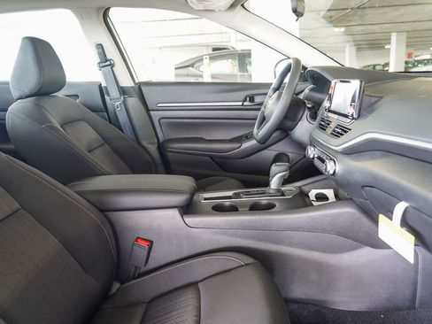New 2025 Nissan Altima 2.5 S FWD image 16