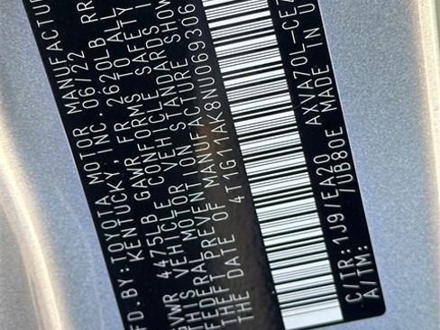 Used 2022 Toyota Camry SE image 10