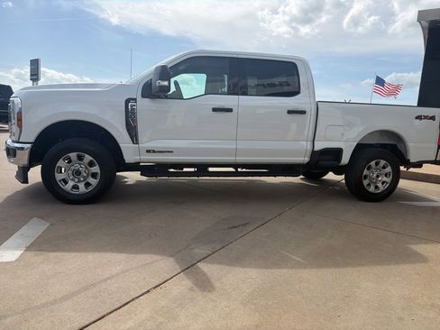 Used 2024 Ford F250 XLT image 6