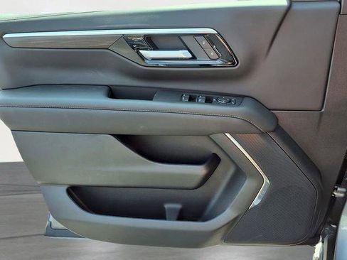 New 2026 Chevrolet Tahoe LS image 15