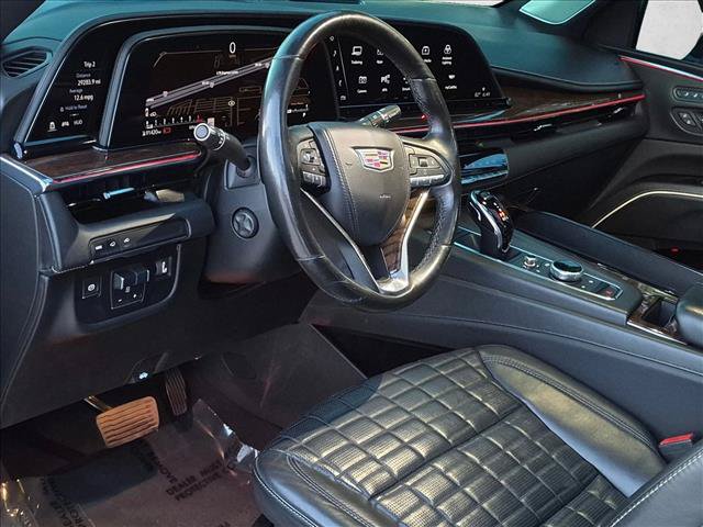 Used 2021 Cadillac Escalade Sport Platinum RWD image 9