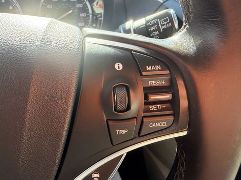 Used 2017 Acura MDX SH-AWD w/ Tech & Entertainment image 14