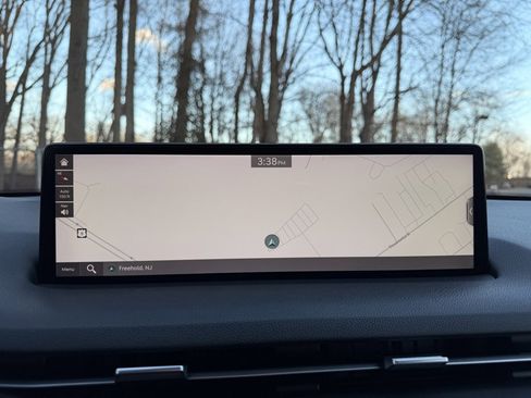 Used 2023 Genesis GV70 2.5T w/ Advanced Package image 26