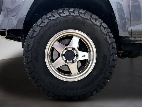 Used 2015 Toyota 4Runner Limited AWD/4WD image 8