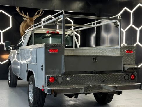 Used 2018 Chevrolet Silverado 2500 W/T image 8