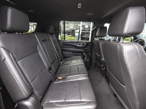 Used 2024 Chevrolet Suburban LT AWD/4WD image 30
