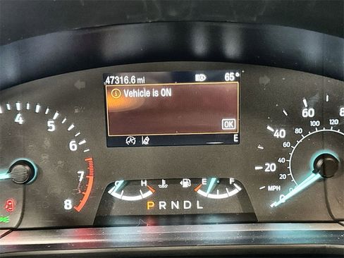 Used 2022 Ford Escape SE w/ SE Sport Appearance Package image 18