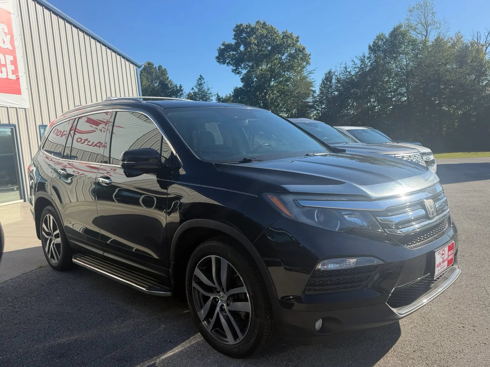 Used 2017 Honda Pilot Touring image 7
