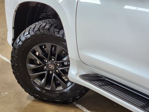 Used 2023 Lexus GX 460 Premium AWD/4WD image 23
