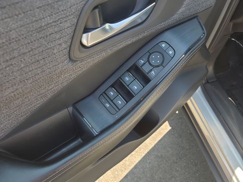 Used 2021 Nissan Rogue SV AWD/4WD image 13