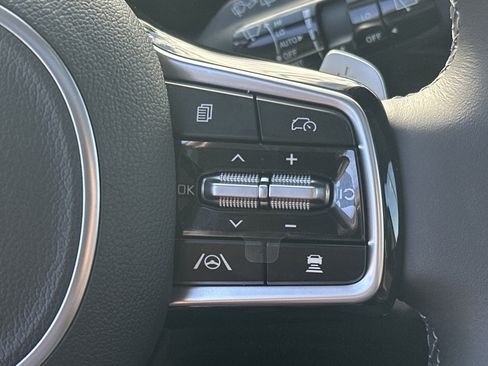 New 2026 Kia Carnival SX Prestige image 25