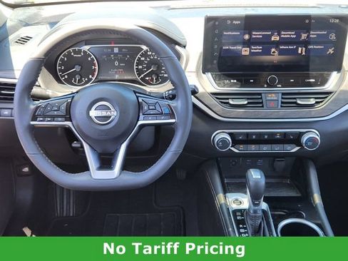 Certified 2024 Nissan Altima 2.5 SV w/ SV Premium Package FWD image 27