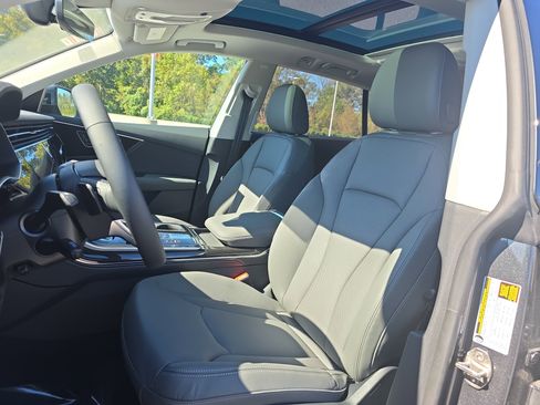 New 2025 Audi Q8 Premium Plus image 15