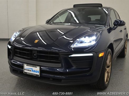 Used 2023 Porsche Macan image 47