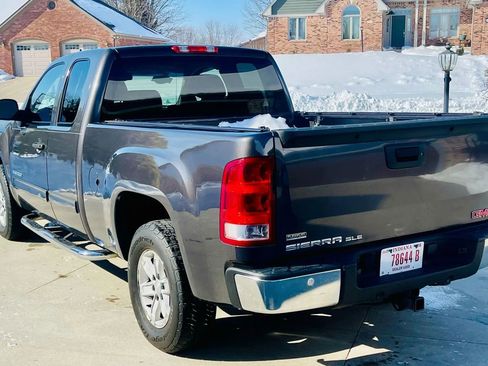 Used 2010 GMC Sierra 1500 SLE w/ Power Pack Plus image 7