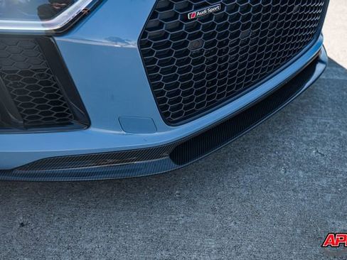 Used 2018 Audi R8 V10 w/ Premium Package image 23