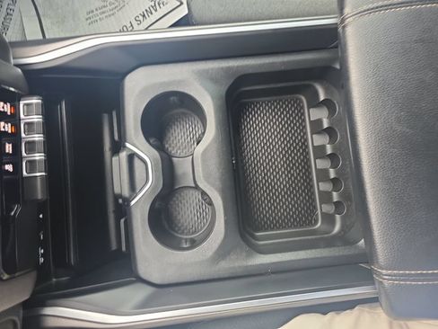 Used 2019 RAM 1500 Big Horn AWD/4WD image 35