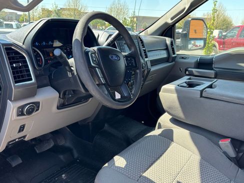 Used 2017 Ford F350 XLT w/ XLT Value Package AWD/4WD image 15