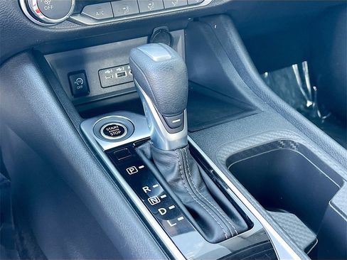 Used 2024 Nissan Sentra SV image 16