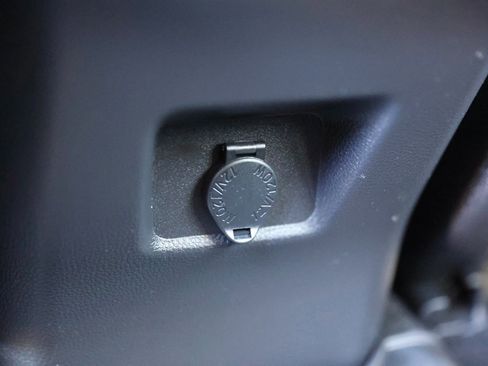 Used 2023 Toyota RAV4 LE image 22