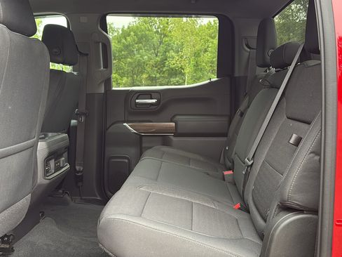 Used 2020 Chevrolet Silverado 1500 LT Trail Boss AWD/4WD image 27