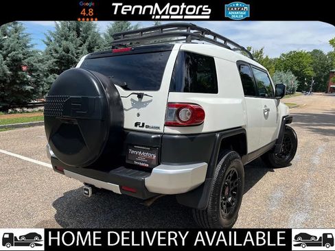 Used 2014 Toyota FJ Cruiser 4WD w/ Convenience Package image 4