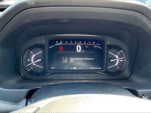 Used 2022 Honda Passport TrailSport image 12