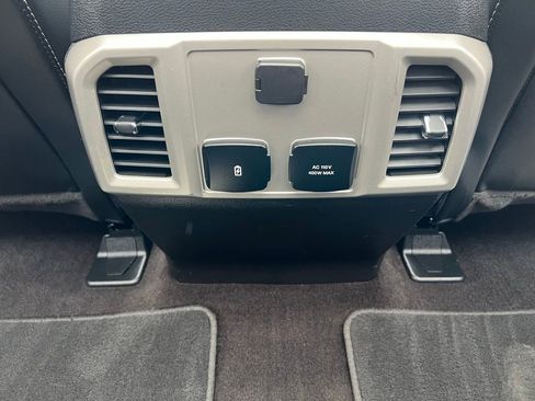 Used 2019 Ford F150 Lariat AWD/4WD image 26